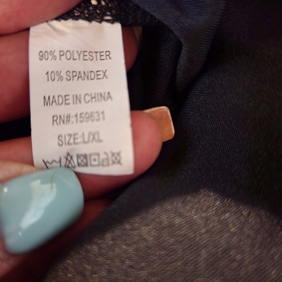 Fashion Forward Women's Side Stripped Side Pocket Joggers - Picture 8 of 8